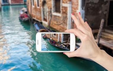 《方与圆》这本书讲的是什么？