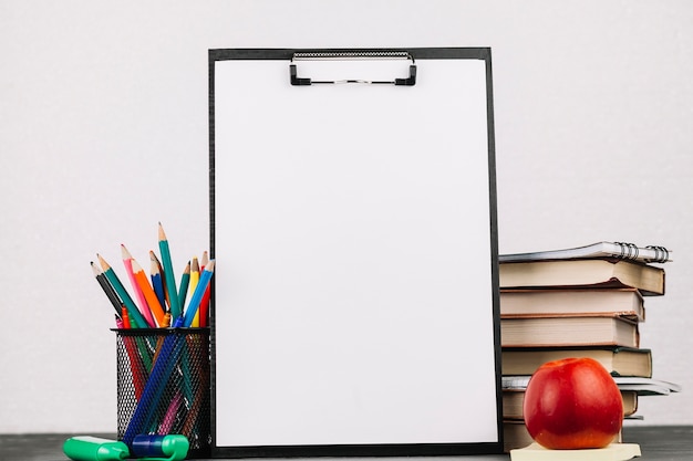 莫代尔和莱卡有什么区别